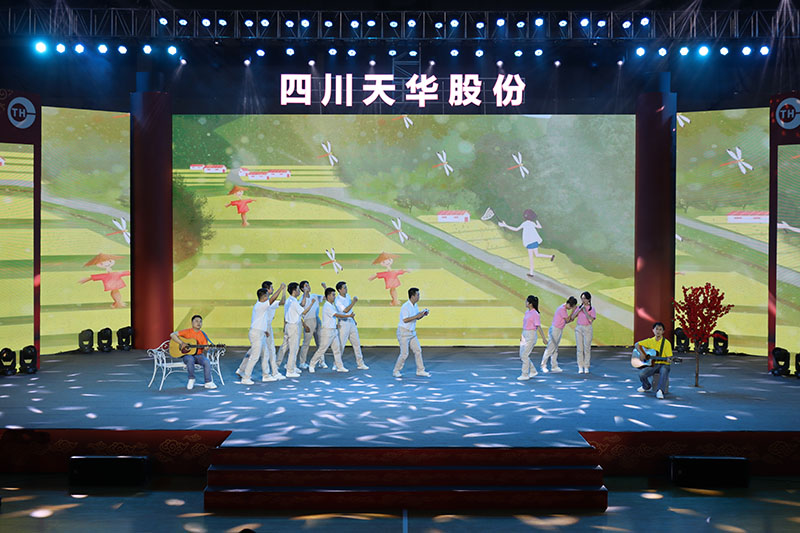 04 情景歌曲：小芳.jpg